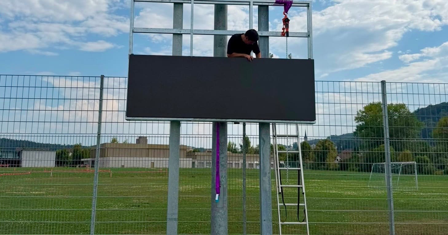 LED-Anzeigetafel selber bauen? Was es wirklich braucht