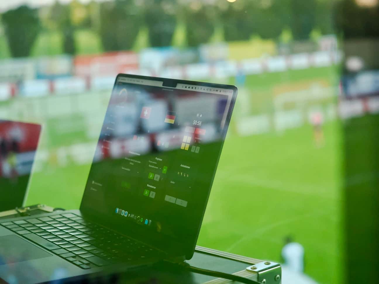 Simple user interface LemonScore intuitive user interface for scoreboard management